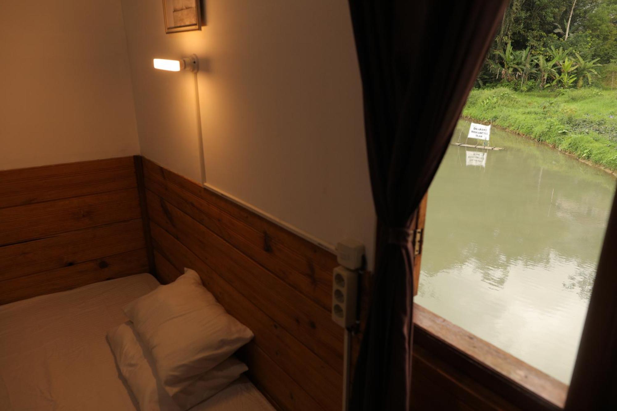 Mama Tia Family Homestay Рантепао Экстерьер фото