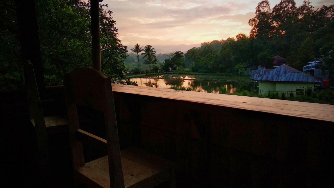 Mama Tia Family Homestay Рантепао Экстерьер фото